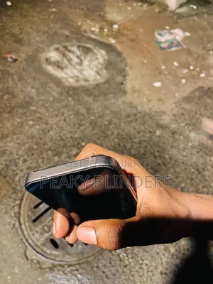 অ্যাপল আইফোন ১৬ প্রো ১২৮ জিবি গোল্ড
