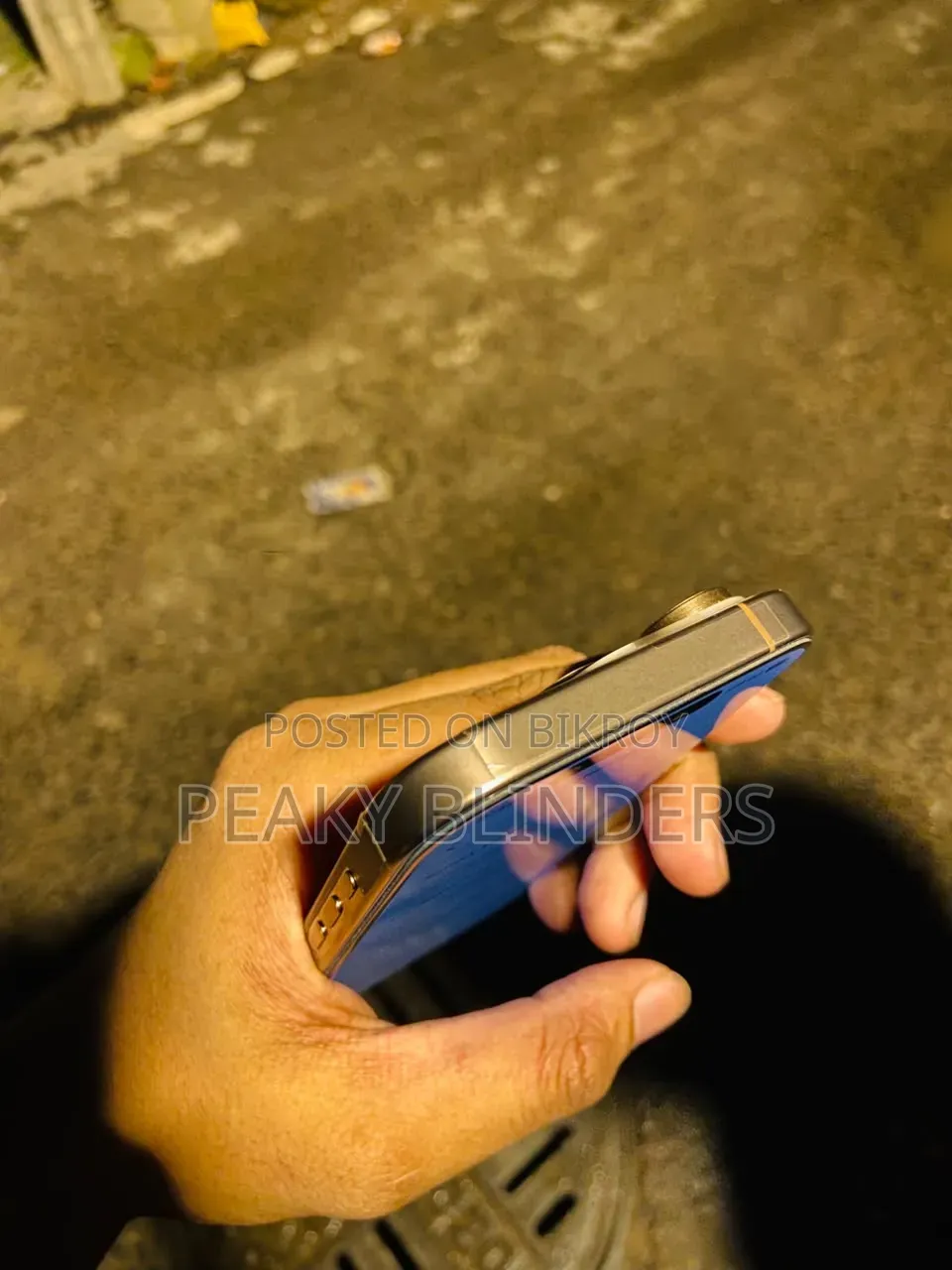 অ্যাপল আইফোন ১৬ প্রো ১২৮ জিবি গোল্ড