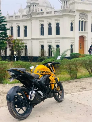 Suzuki Gixxer 2023 Yellow