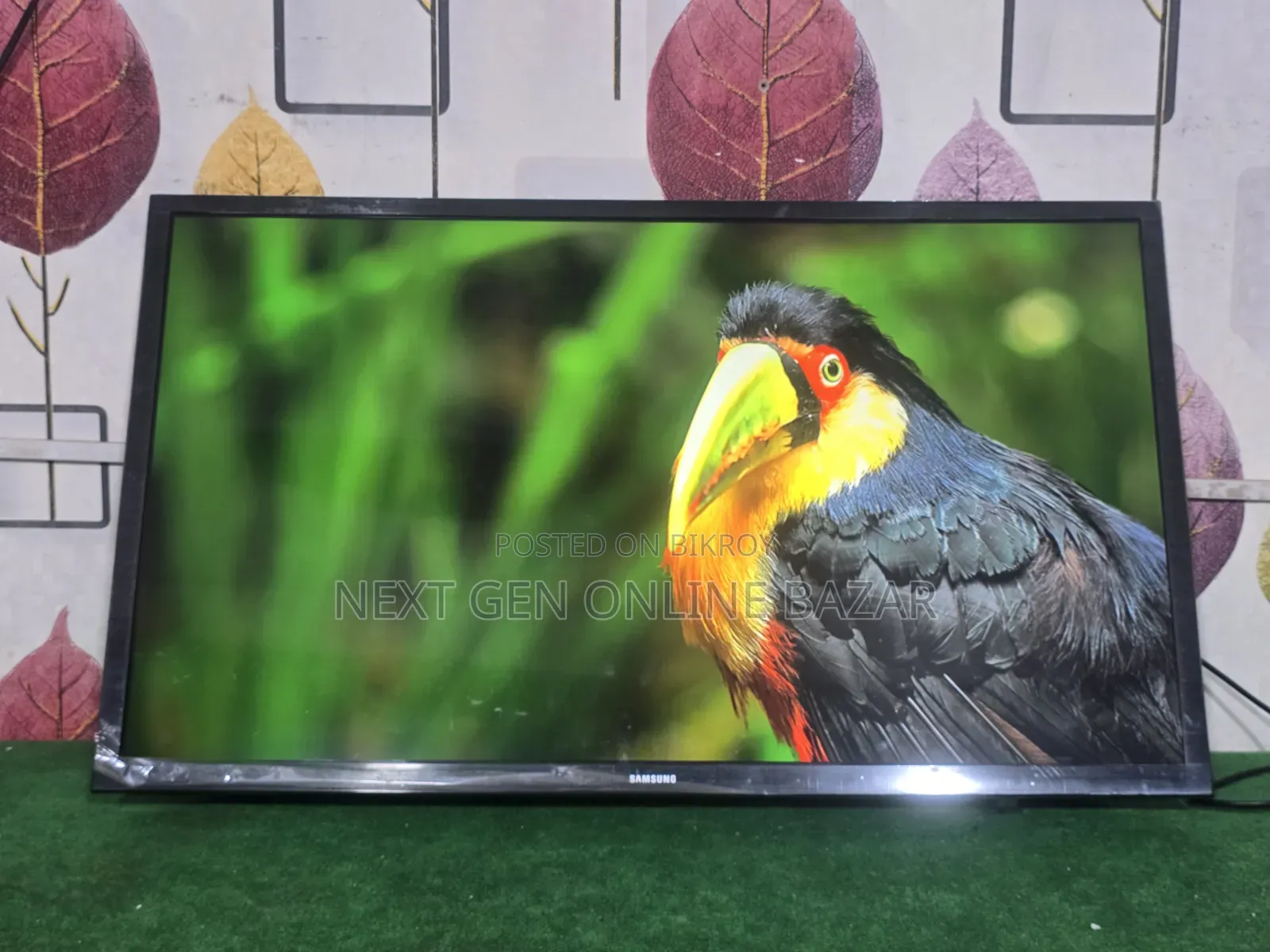Samsung 32" Voice Control Smart LED TV