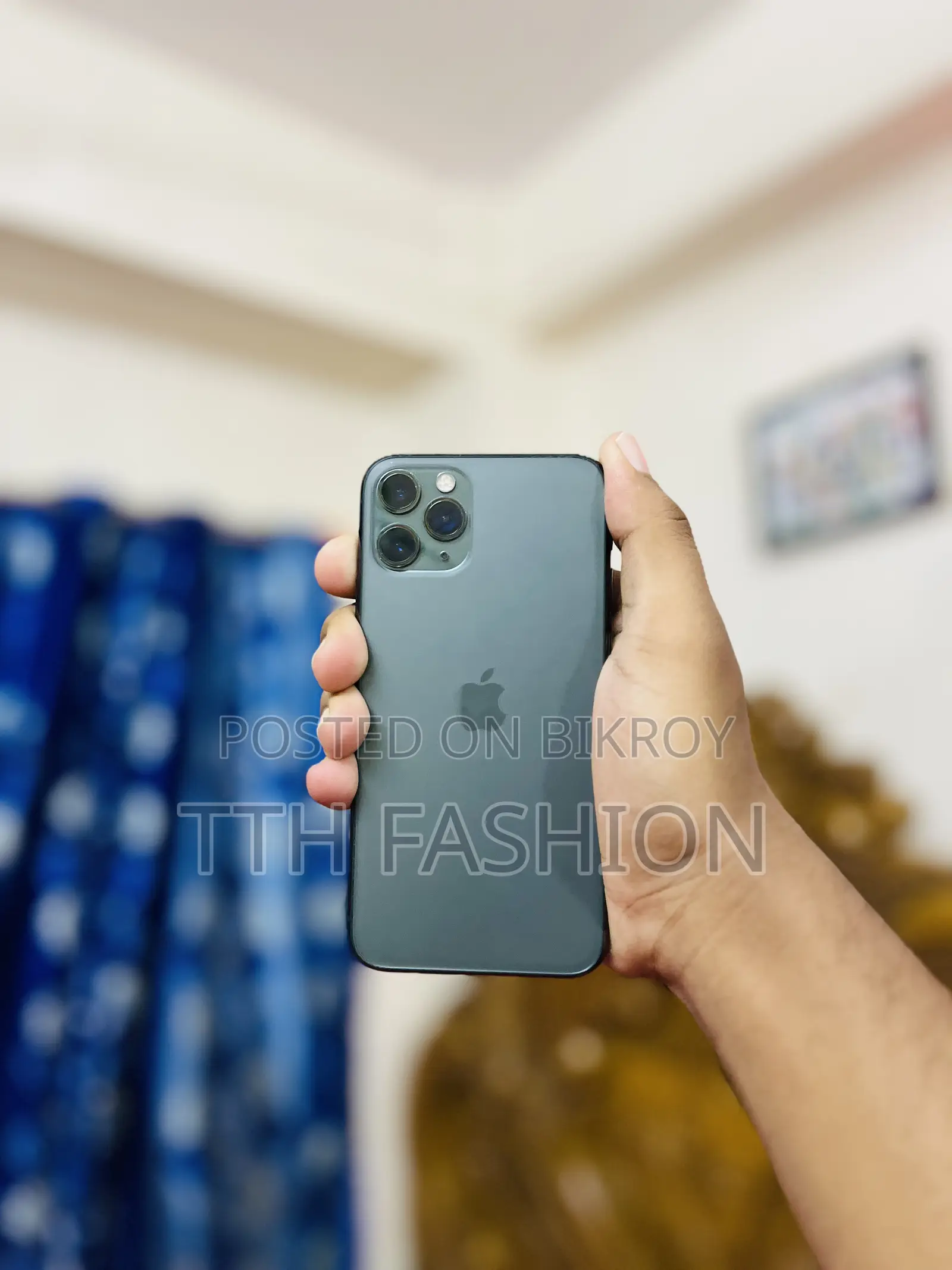 অ্যাপল আইফোন ১১ প্রো ২৫৬ জিবি সবুজ