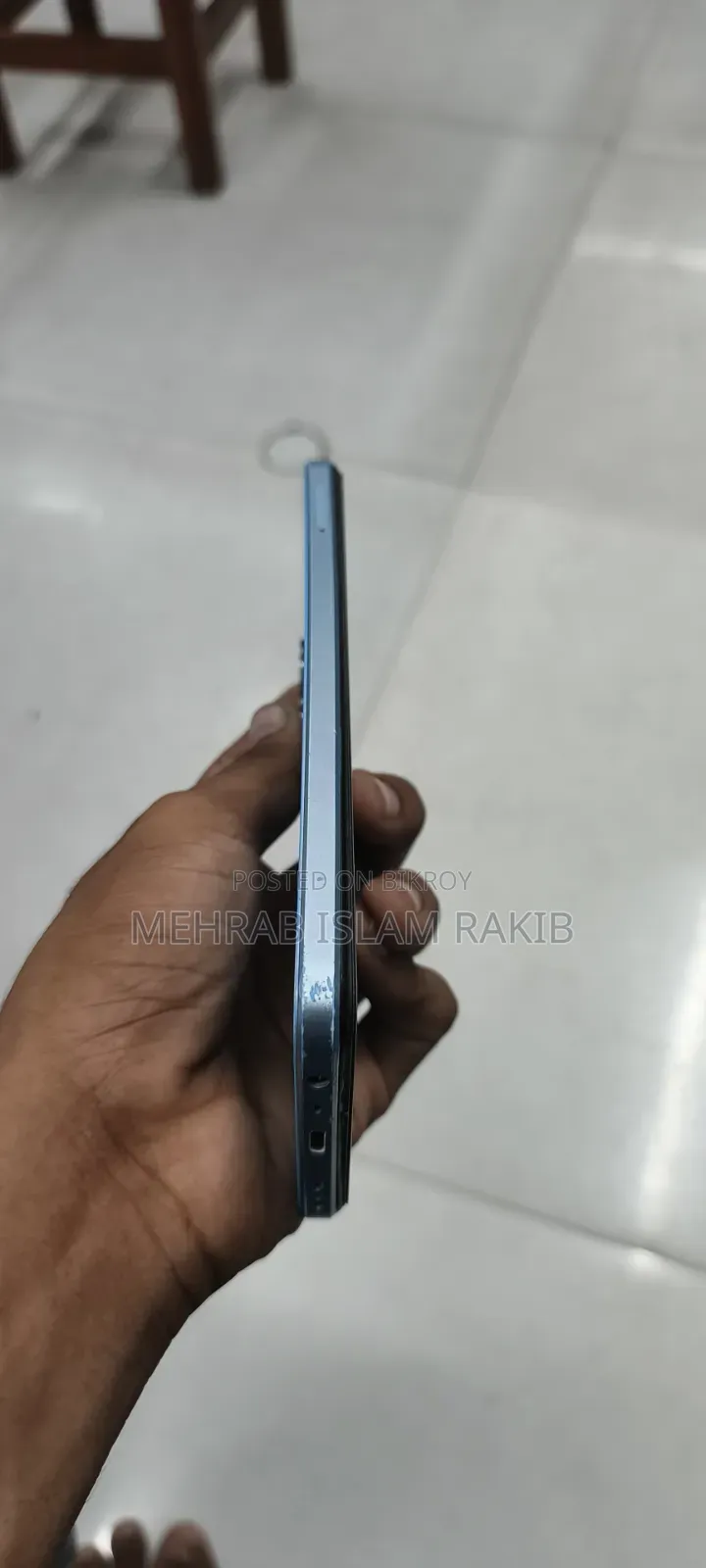 অপ্পো এ১৭ ৬৪ জিবি