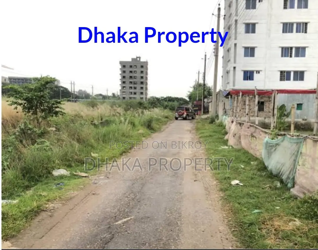 Metro Station 3 Katha South at Sector-17/A.
