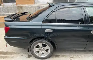 Toyota Carina 1998 Green