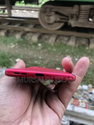 Motorola Moto G85 128 GB Red