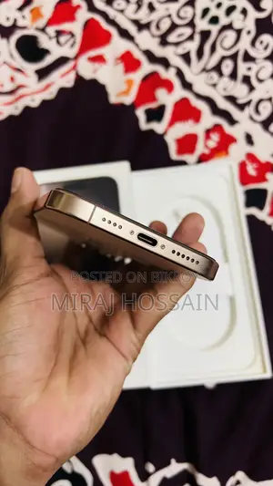 New Apple iPhone 16 Pro Max 256 GB Gold
