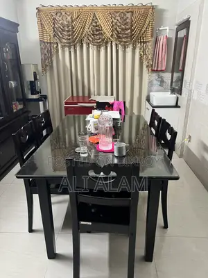 ডাইনিং সেট ৬ চেয়ার