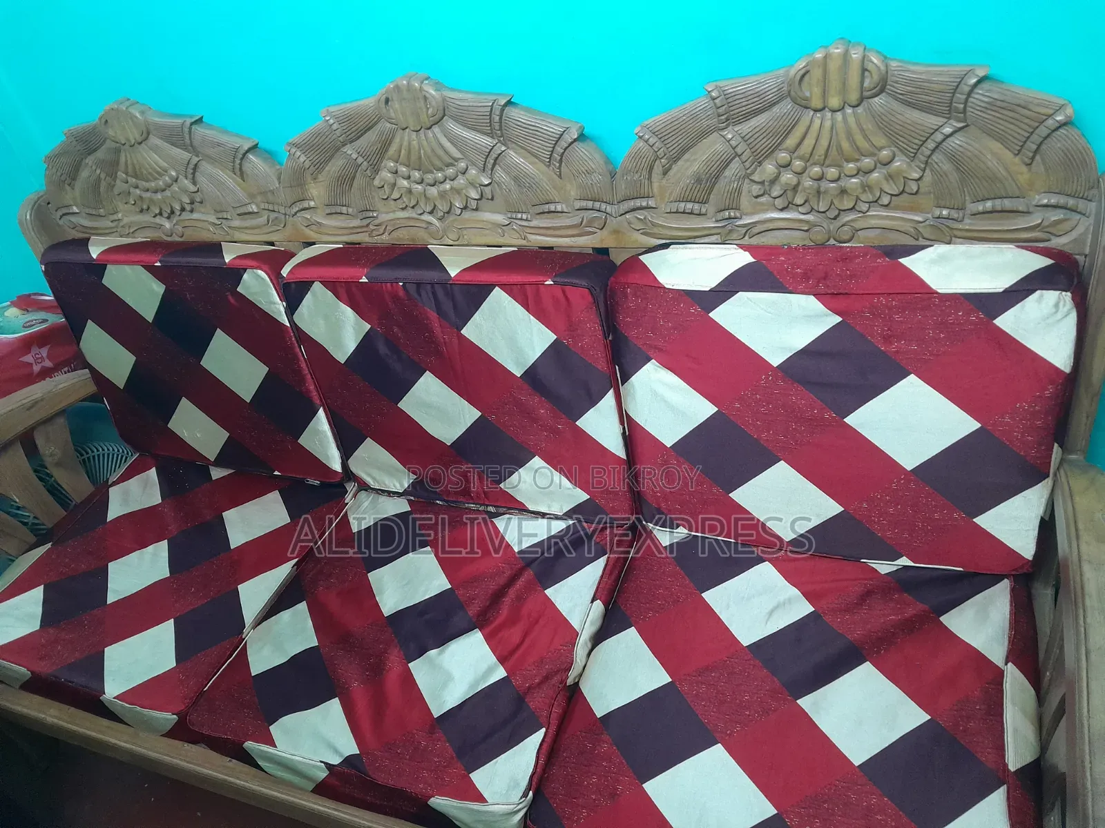 Segun Wood Sofa Set