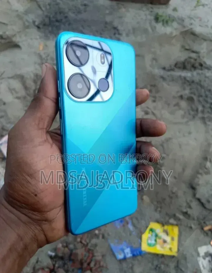 Tecno Spark Go 64 GB Blue