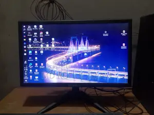 Desktop Computer MSI 8GB Intel Core i3 SSD 128GB