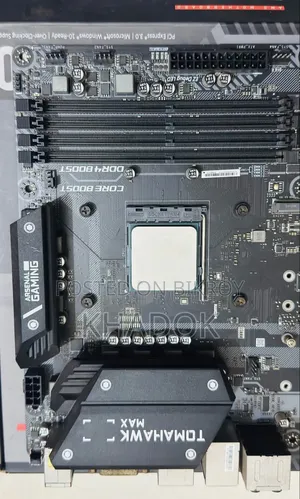 Desktop Computer MSI model 16GB SSD 512GB