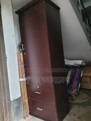 সিঙ্গেল আলমারি