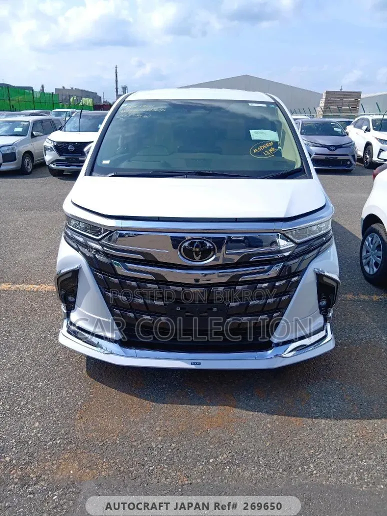 Toyota Alphard 2.5 Hybrid AWD 2023 Pearl