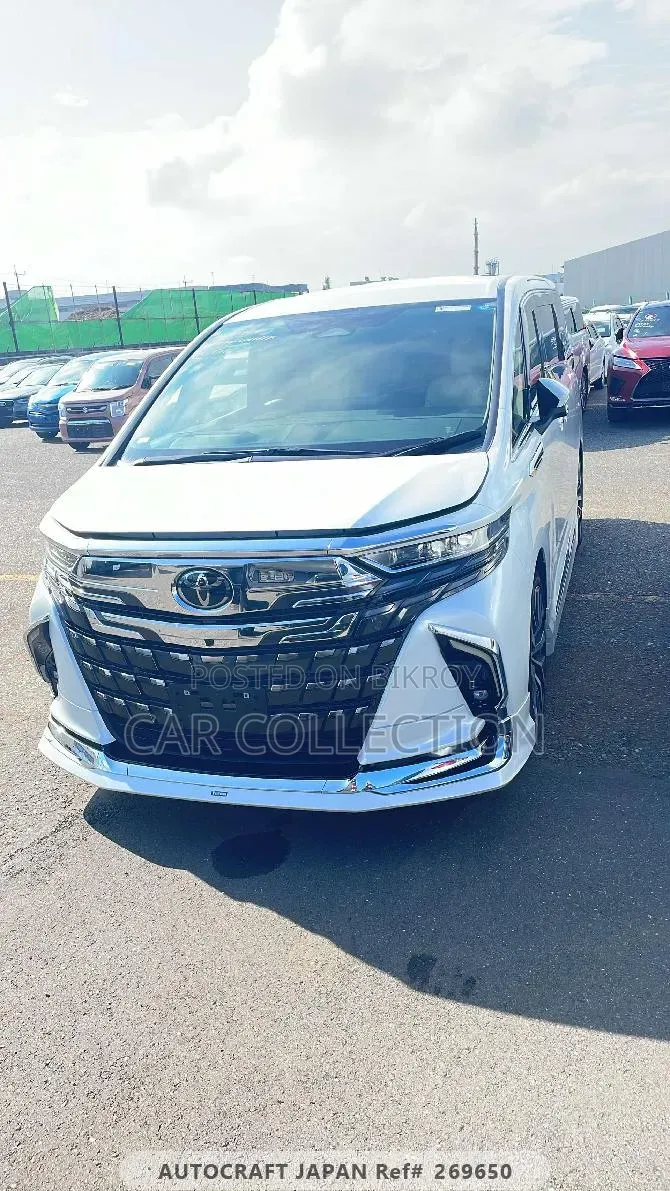 Toyota Alphard 2.5 Hybrid AWD 2023 Pearl