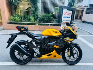 Suzuki GSX-R 2024 Yellow