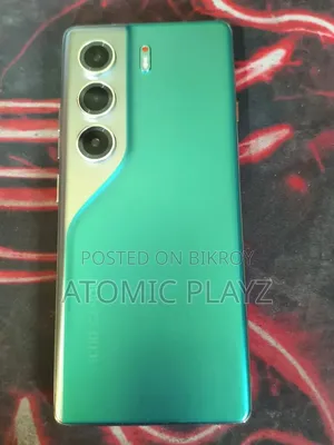 Tecno Camon 40 Pro 4G 256 GB Blue