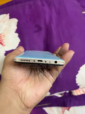 Vivo Y19 128 GB Blue