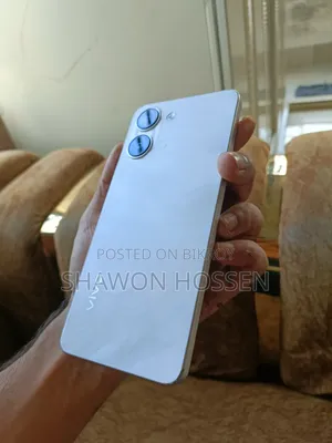 New Vivo Y05 128 GB White