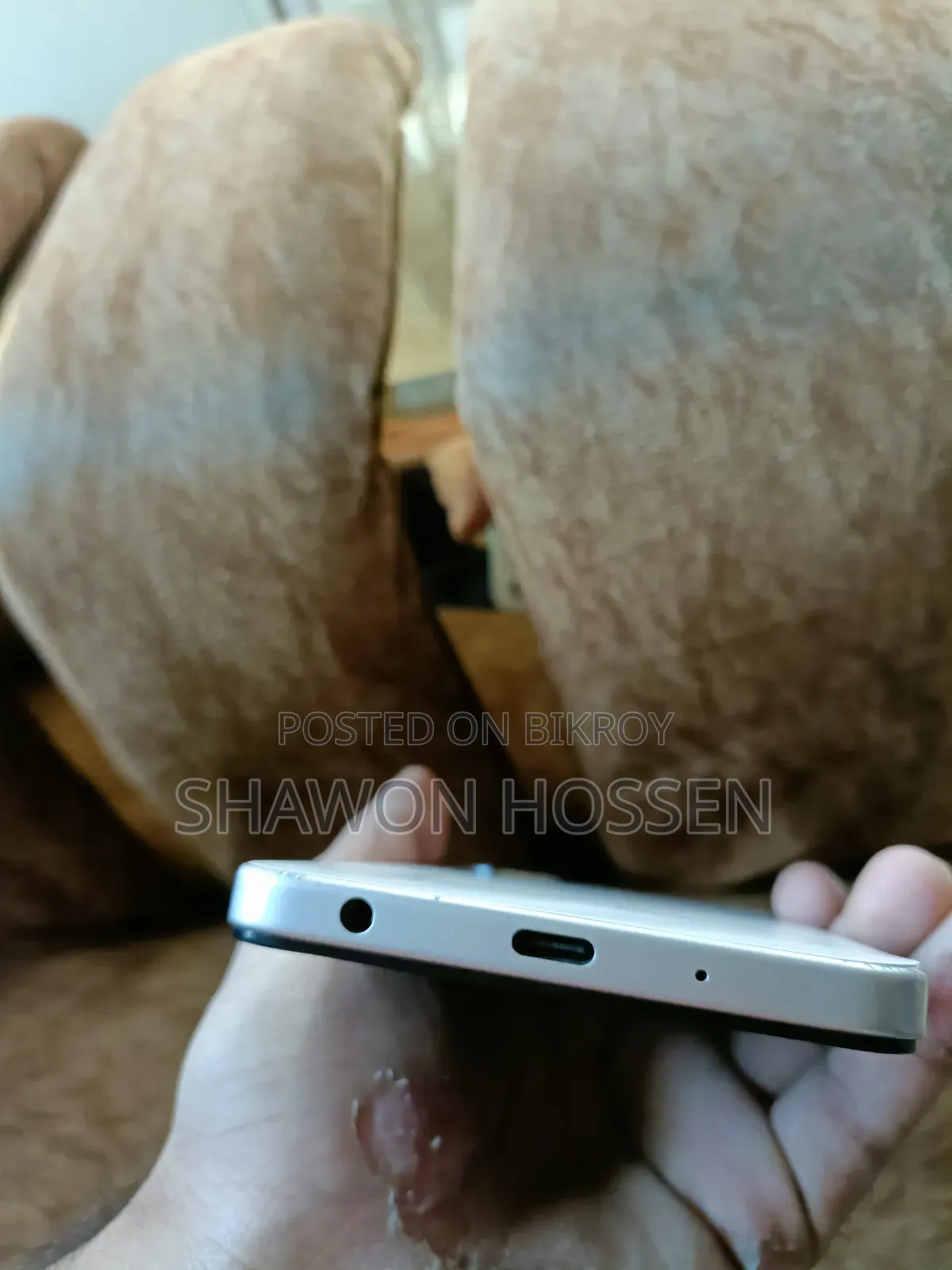 New Vivo Y05 128 GB White