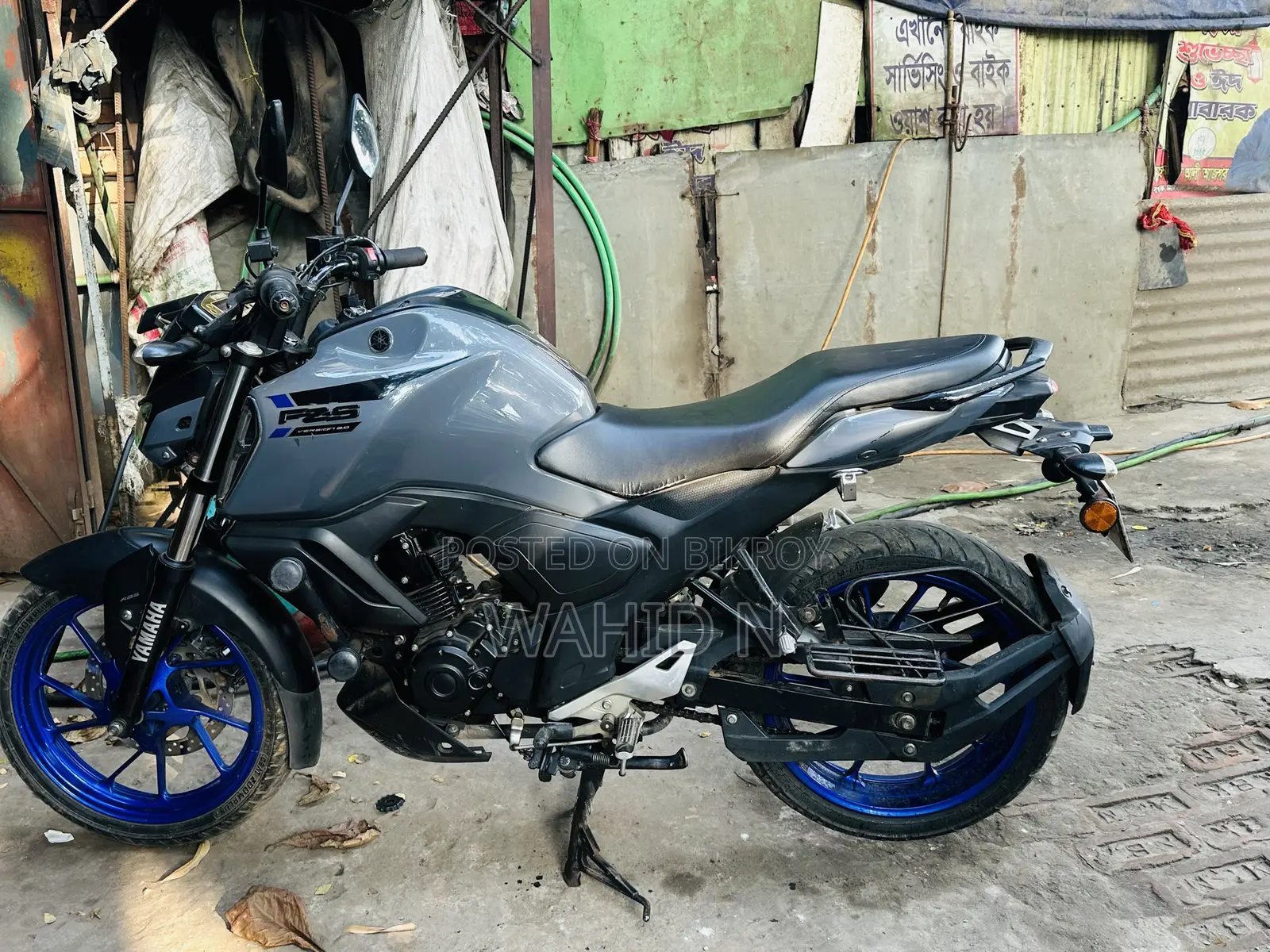 Yamaha FZS V3 2023 Gray