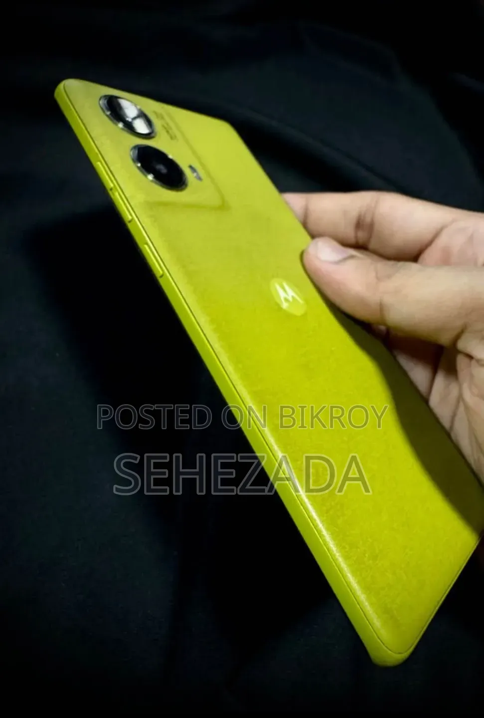 Motorola Moto G85 128 GB Yellow