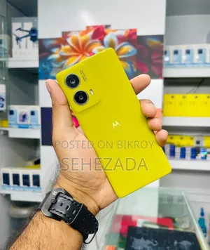 Motorola Moto G85 128 GB Yellow