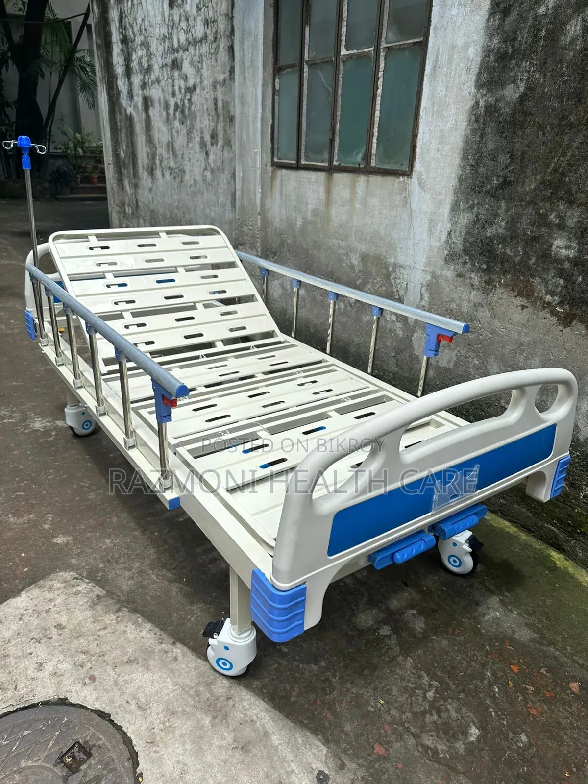 Two Function Manual Hospital Bed With Mattress