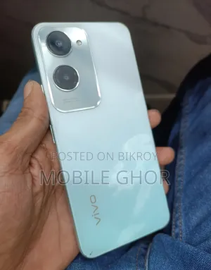 Vivo Y18 64 GB Gold