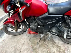 টিভিএস অ্যাপাচি আরটিআর ১৬০ টুভি ২০১৮ লাল