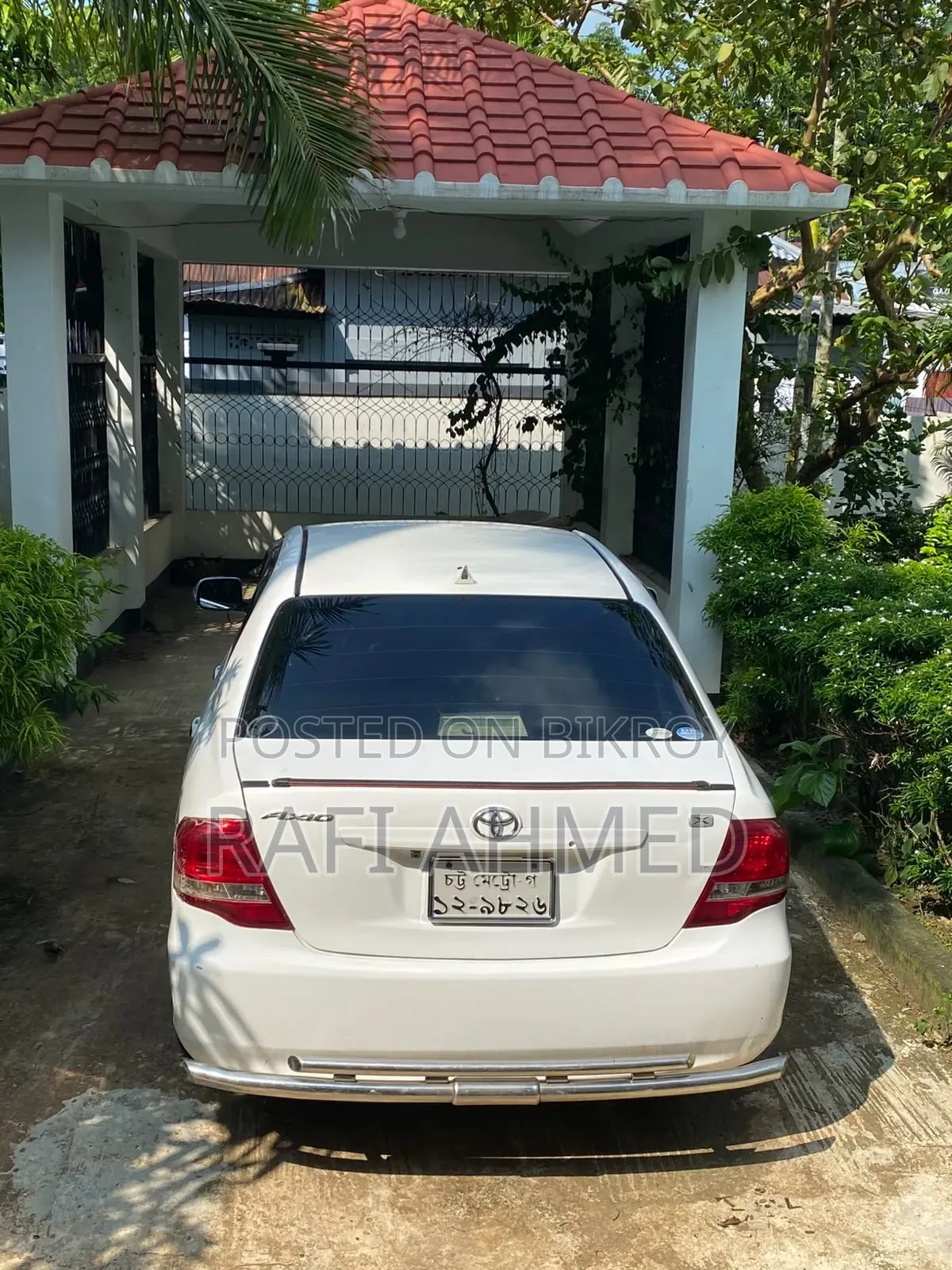 টয়োটা অ্যাক্সিও ১.৫ জি টু হুইল ড্রাইভ ২০০৯ হোয়াইট