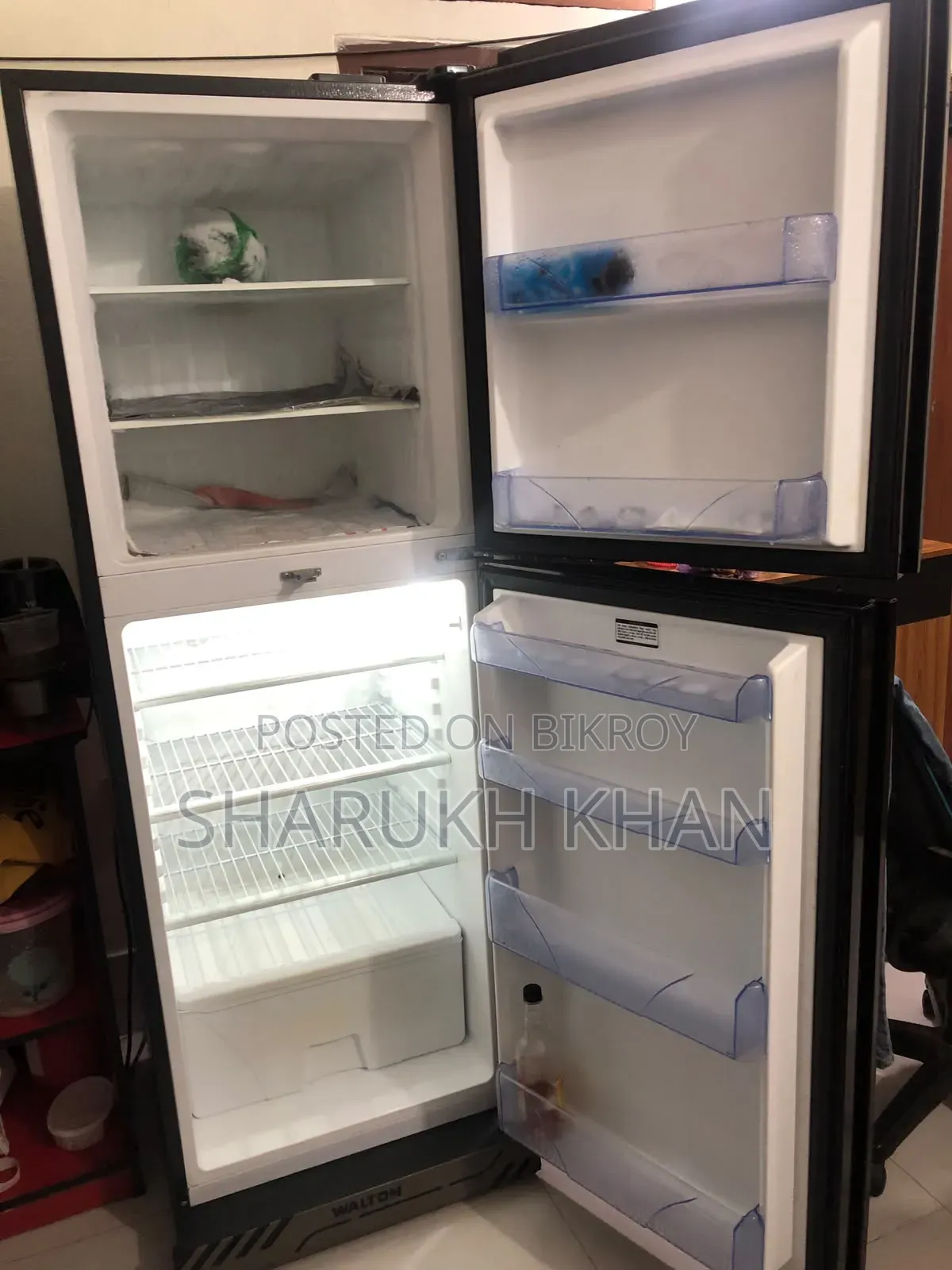 Walton Refrigerator WFC-3FS (380 Litre)