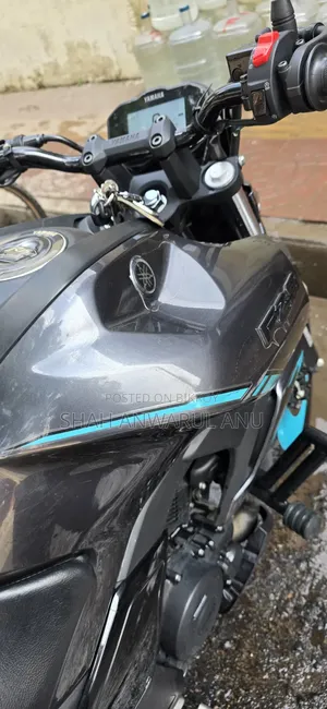 Yamaha FZS V4 2026 Gray