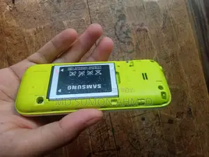 স্যামসাং গুরু মিউজিক ২ সাদা