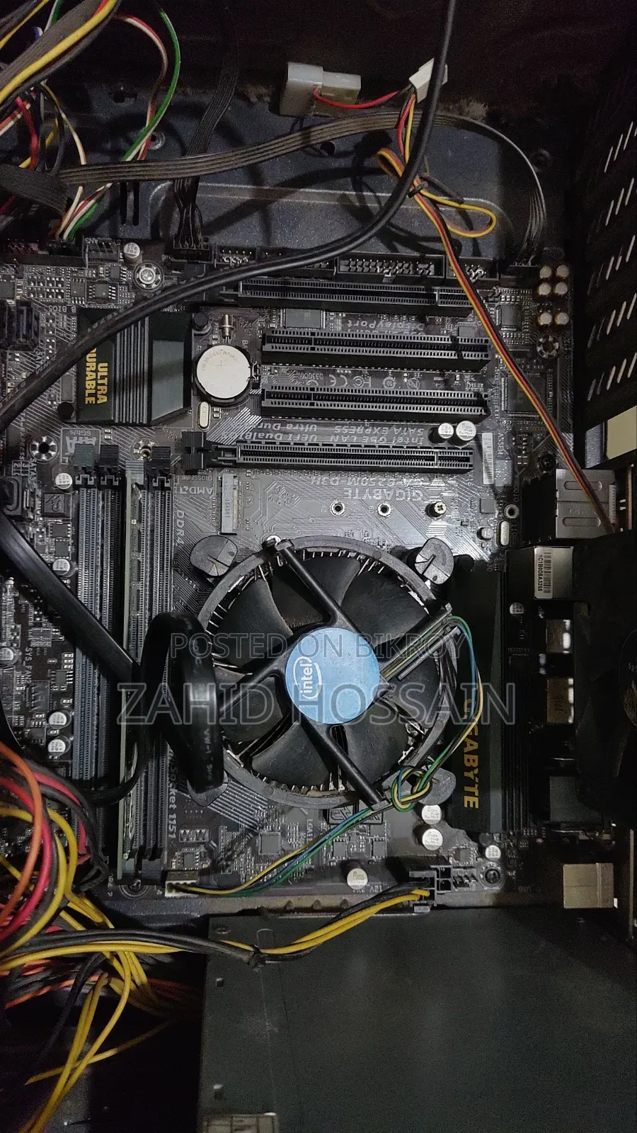 Gigabyte GA-H110MSTX-HD3-ZK 8GB Intel Core i3 HDD+SSD 128GB