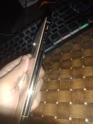 Apple iPhone XS 64 GB Rose Gold