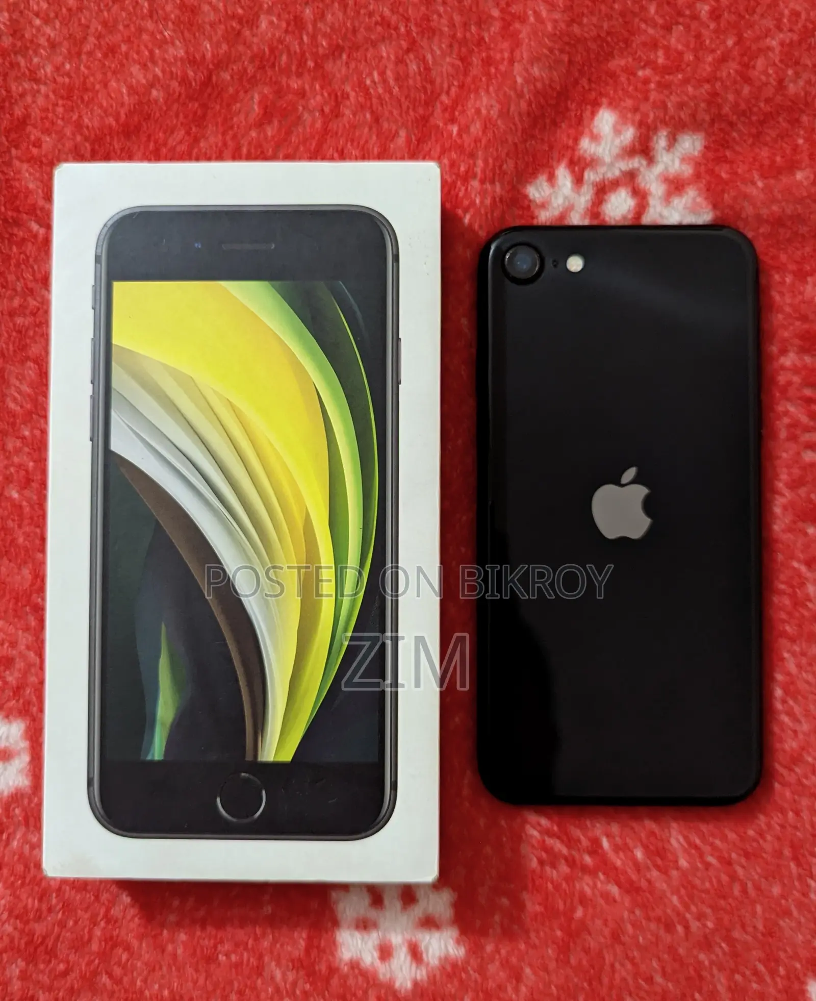 Apple iPhone SE (2020) 64 GB Black