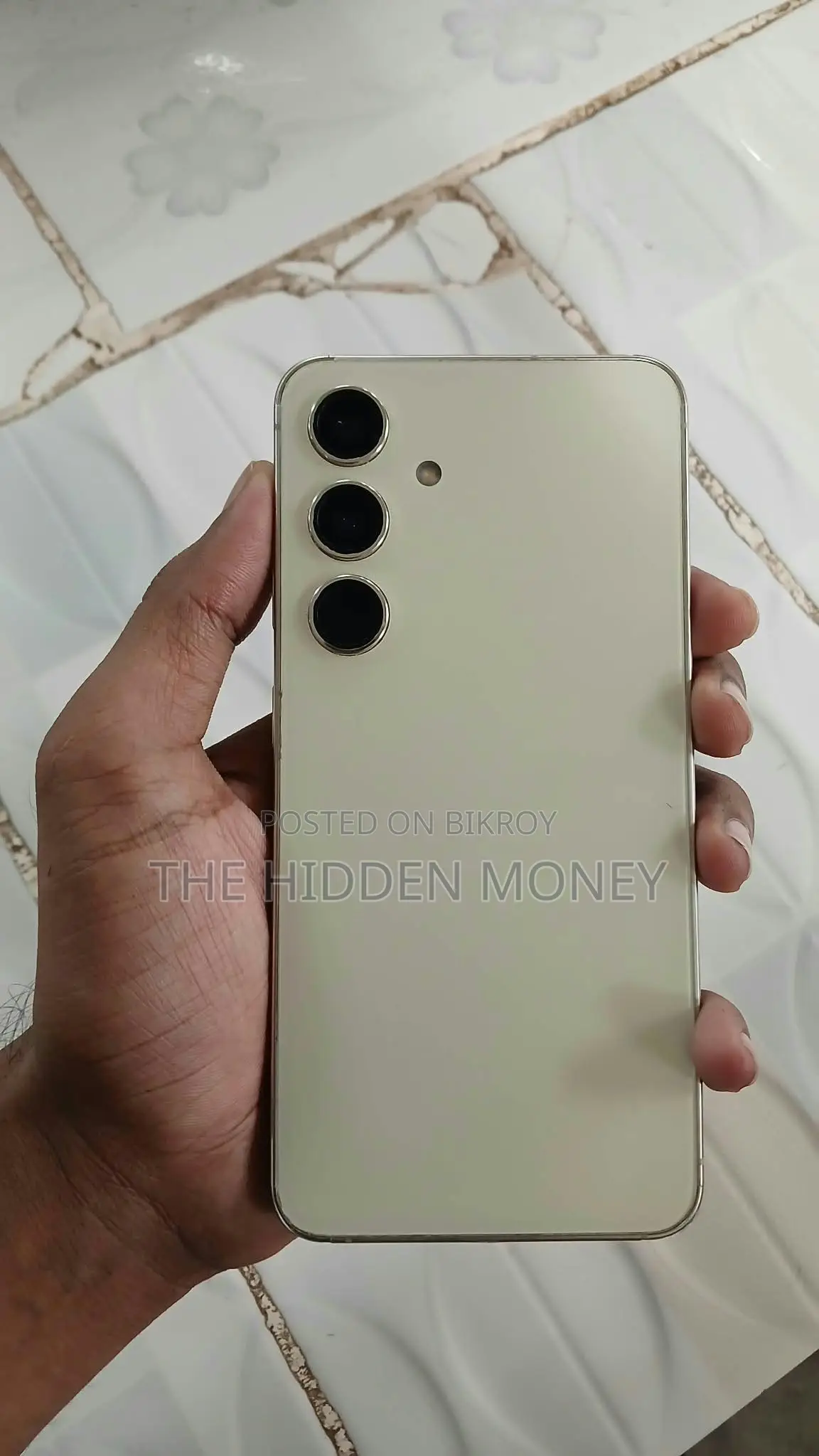 স্যামসাং গ্যালাক্সি এস২৪ ১২৮ জিবি গোল্ড