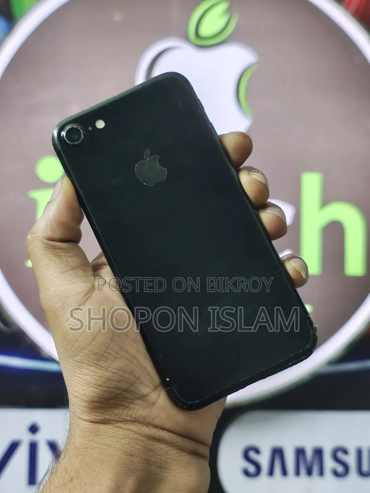 অ্যাপল আইফোন ৭ ১২৮ জিবি ব্ল্যাক