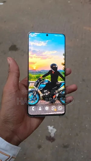 স্যামসাং গ্যালাক্সি এ৮২ ৫জি (গ্যালাক্সি কোয়ান্টাম ২) ১২৮ জিবি হোয়াইট