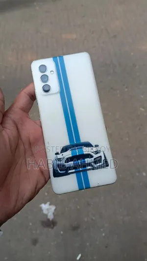স্যামসাং গ্যালাক্সি এ৮২ ৫জি (গ্যালাক্সি কোয়ান্টাম ২) ১২৮ জিবি হোয়াইট