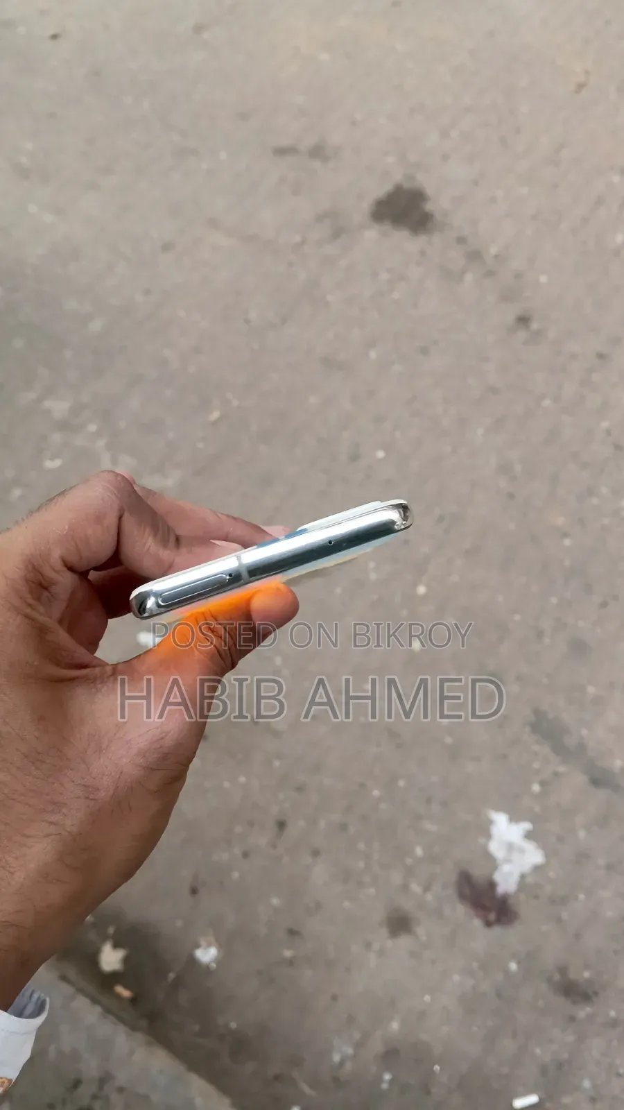স্যামসাং গ্যালাক্সি এ৮২ ৫জি (গ্যালাক্সি কোয়ান্টাম ২) ১২৮ জিবি হোয়াইট