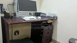 Large Office/Computer Desk