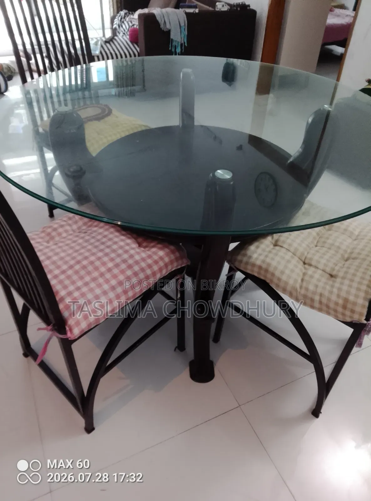 Used Round Dining Table