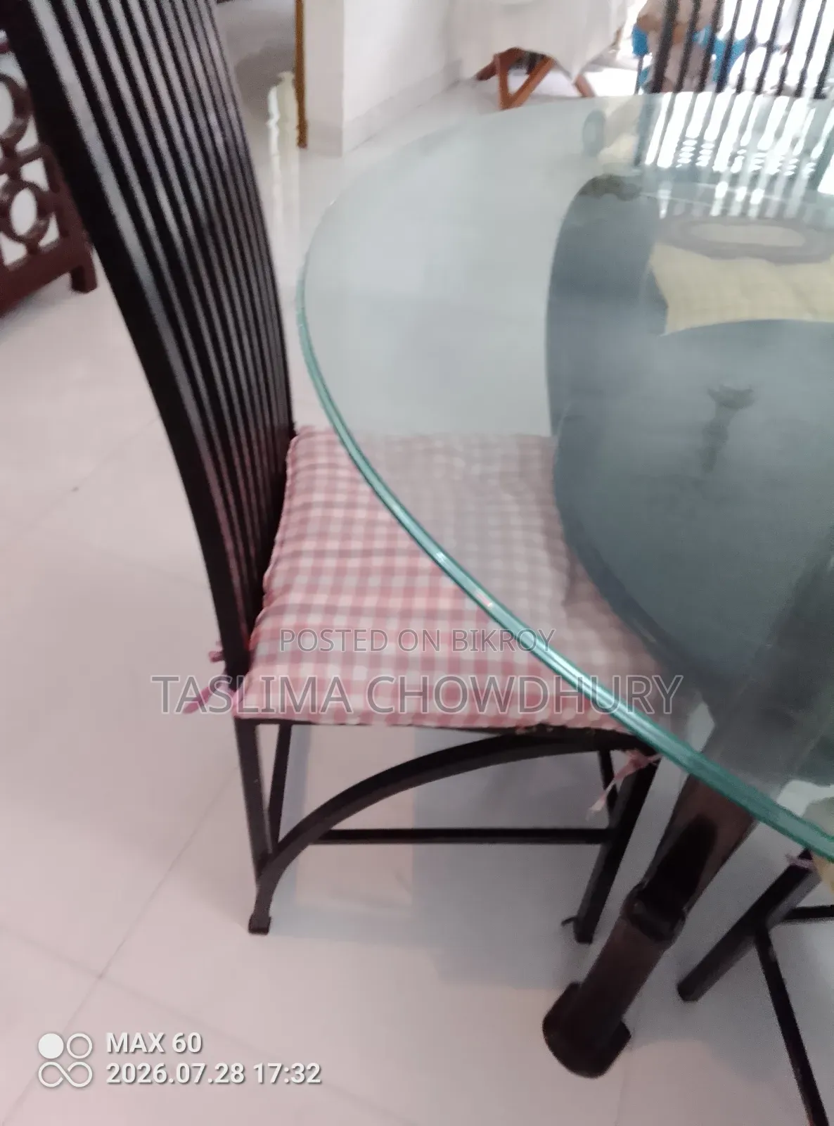 Used Round Dining Table
