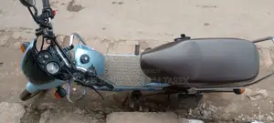 টিভিএস এক্সএল ১০০ কমফোর্ট ২০২৫ নীল