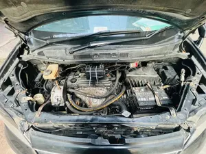 টয়োটা নোয়া ২০০৪ কালো