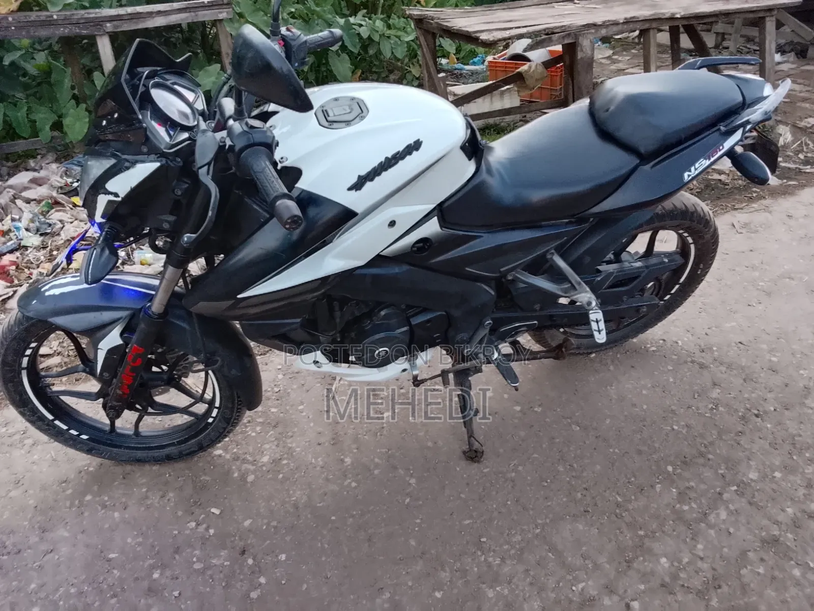 Bajaj Pulsar NS 160 2025 White