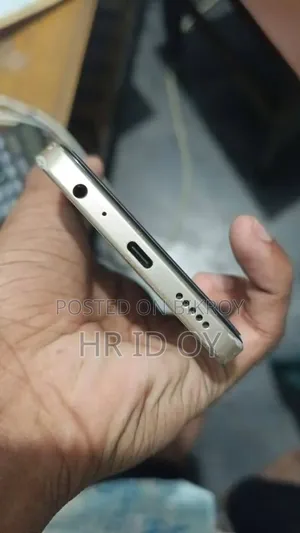 Helio 45 128 GB Green