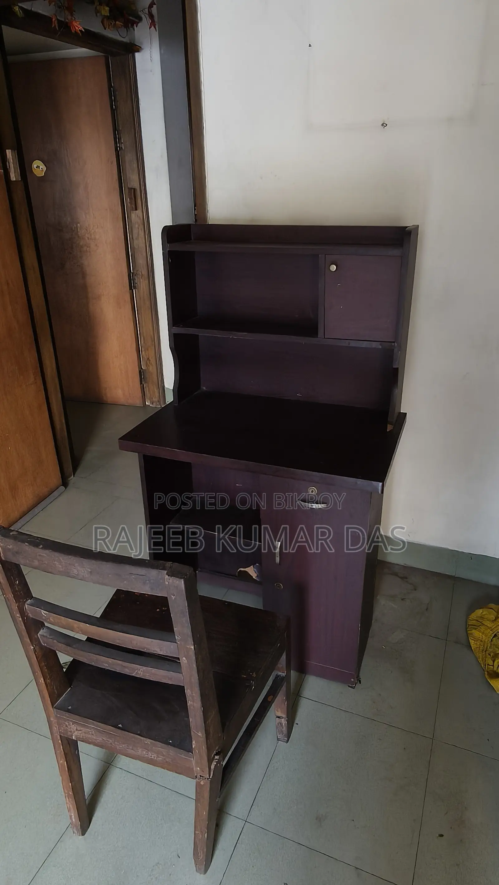 Table + Chair