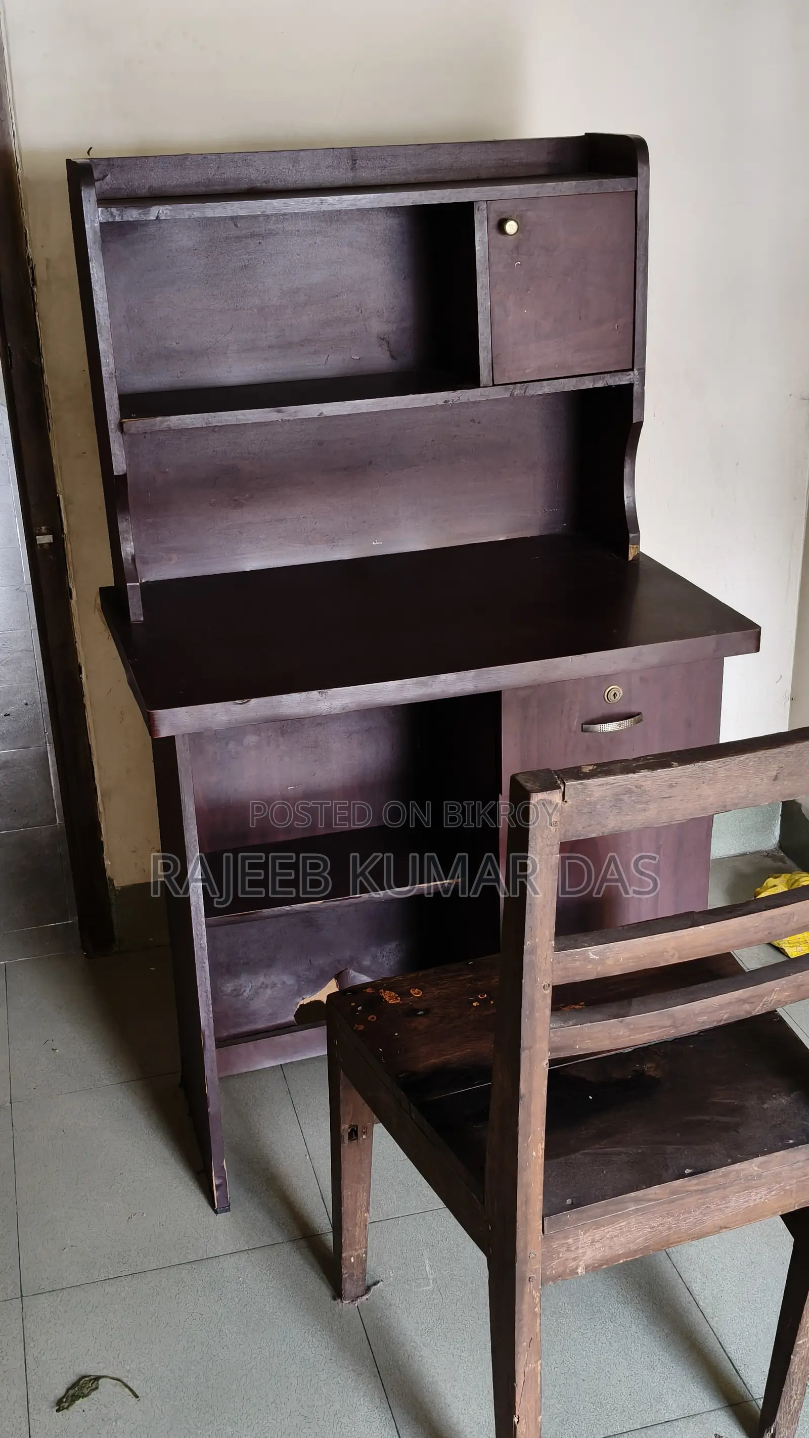Table + Chair